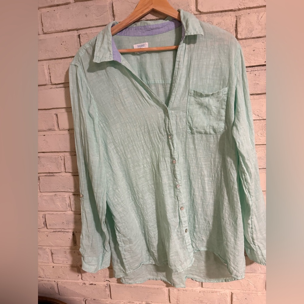 SIGRID OLSEN 100% Linen , light mint green color.Size L. Excellent condition